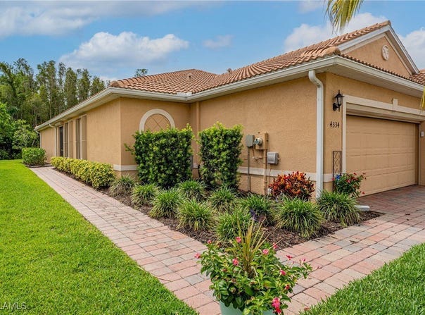 4334 Dutchess Park Road, Fort Myers, FL 33916