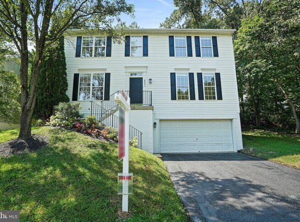 6331 PATUXENT QUARTER Road, HANOVER, MD 21076