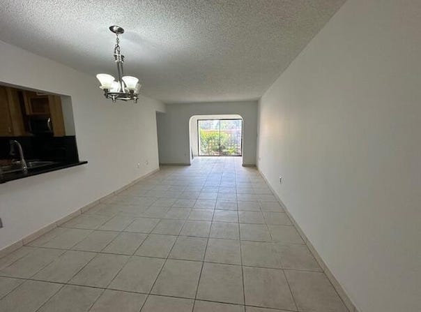 10237 NW 9th St Circle, Miami, FL 33172