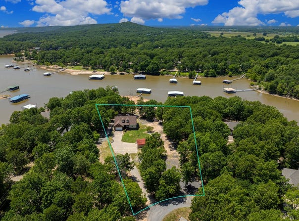 424826 E 1165th Rd, Eufaula, OK 74432