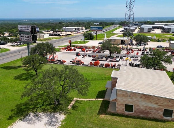 5526 N US Highway 281, Marble Falls, TX 78654