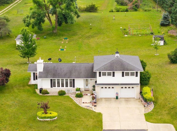 975 Poquette Road, Gaylord, MI 49735