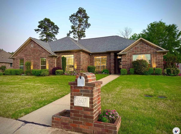 3607 Melody Ln, Texarkana, TX 75503