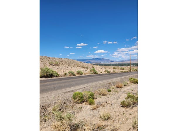 On Pajarito (DFW) Road SW, Albuquerque, NM 87121