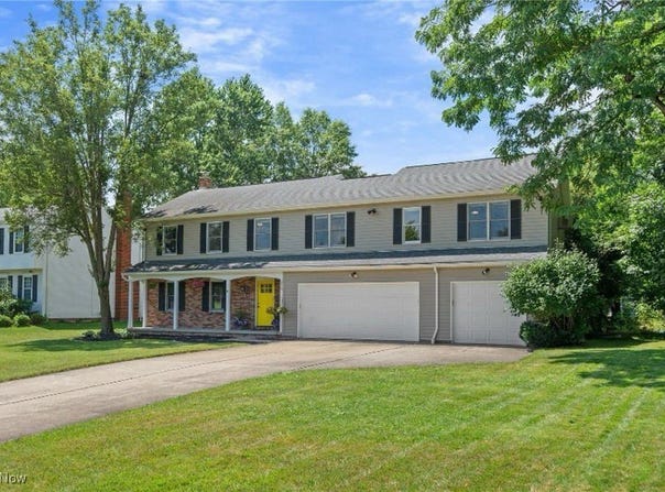 6910 Longview Drive, Solon, OH 44139