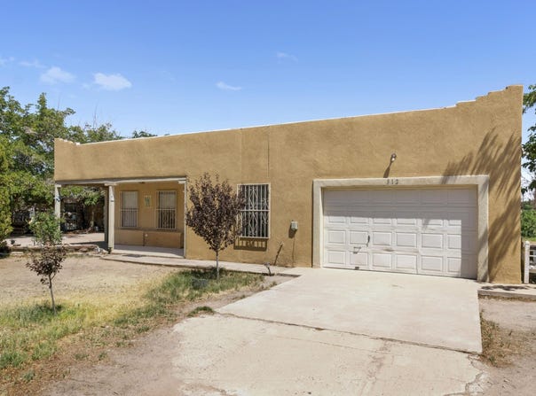 312 Alargo Drive, La Mesa, NM 88044