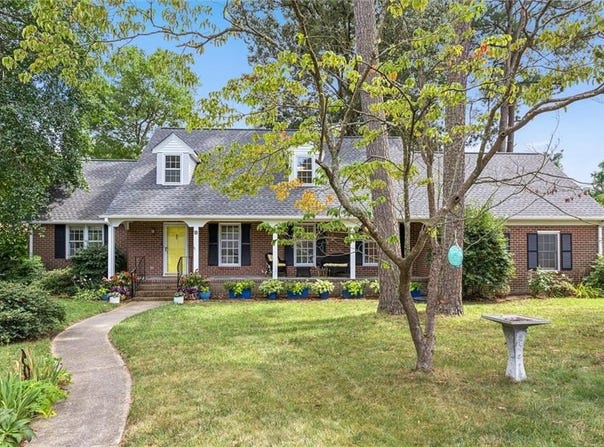 2 Glen More Drive, Poquoson, VA 23662
