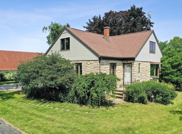 N3421 STATE RD 55, FREEDOM, WI 54130-7572