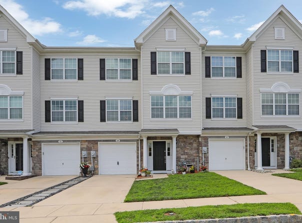 34 MILLERS RUN, DELRAN, NJ 08075