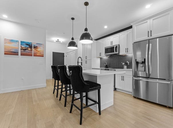 68 Armandine St 2, Boston, MA 02124