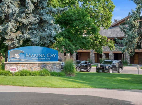 180 Vista Lane, Bigfork, MT 59911