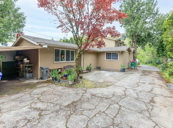 765 775 SE ROBERTS Ave, Gresham, OR 97080
