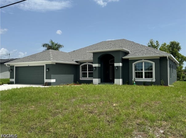 302 SE 1st Terrace, Cape Coral, FL 33990