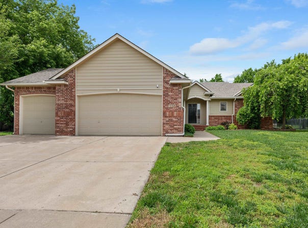 15108 W Moscelyn St, Wichita, KS 67235