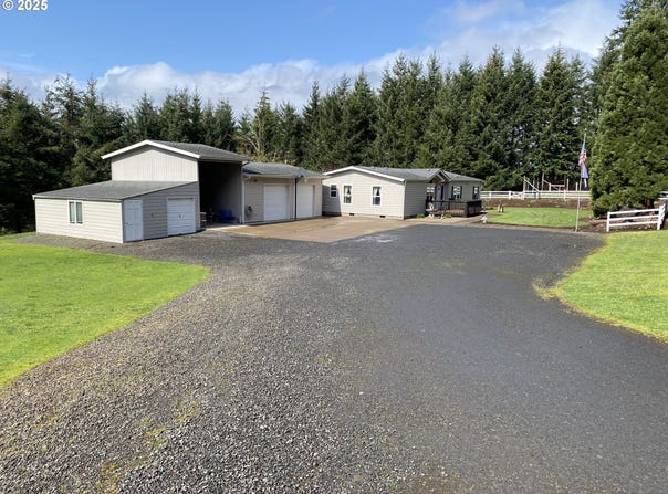 31889 DEBERRY RD, Creswell, OR 97426
