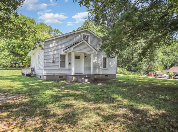 1317 Martin Luther King Jr Boulevard, Siler City, NC 27344
