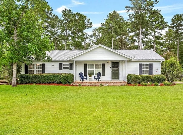 432 White Oak Dr, Eufaula, AL 36027