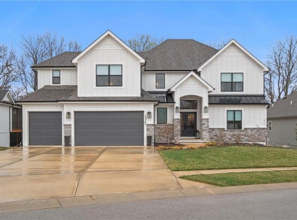 12745 N Larkspur Lane, Platte City, MO 64079