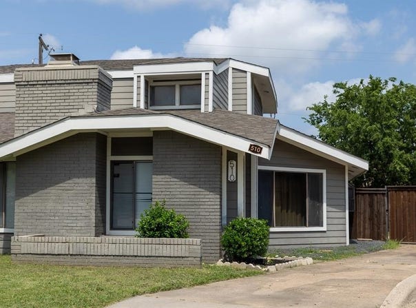 510 Hunters Glen Street, Lewisville, TX 75067