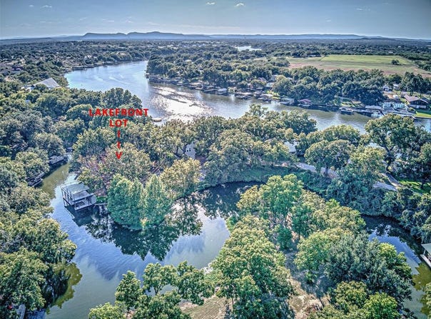 1336 S Lakeside Drive, Burnet, TX 78611