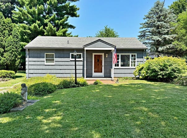 185 E Van Meter, Tiffin, OH 44883