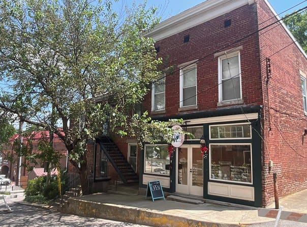 127 North Court Street, Georgetown, KY 40324