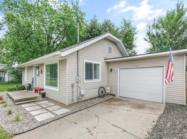1110 Egbert Avenue, Goshen, IN 46528