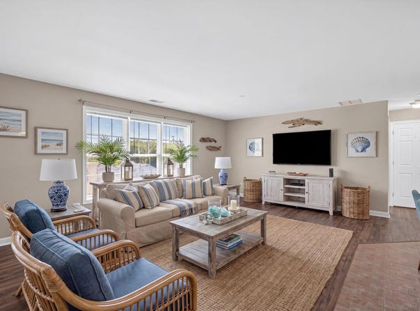 428 Lafayette Road, Hampton, NH 03842