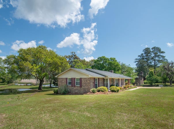 391 Waterford Dr., Georgetown, SC 29440