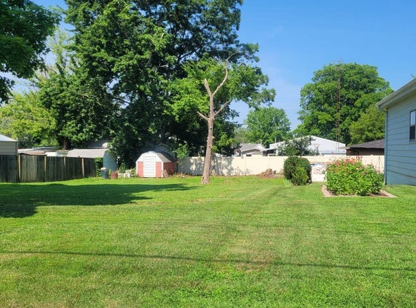 237 N 4th Street, Albion, IL 62806