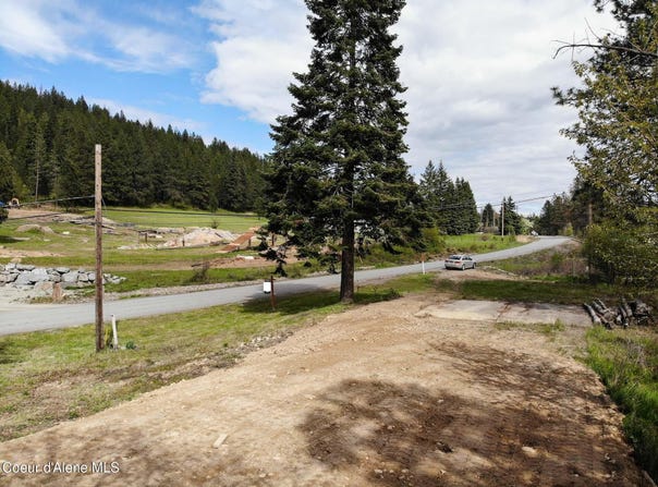 41476 Riverview Dr, Kingston, ID 83839