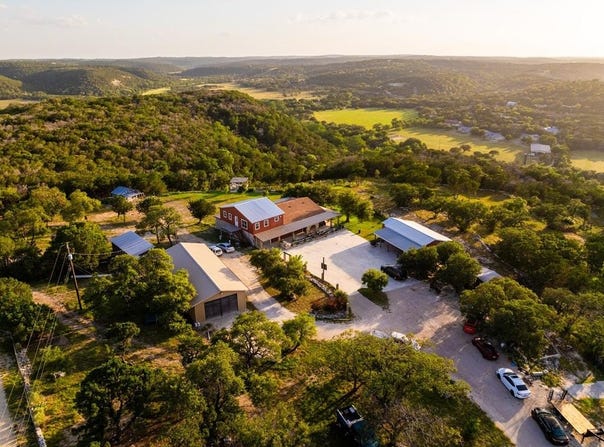 165 S Trent Rd, Kerrville, TX 78028