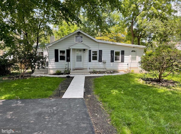 20 STATE ROAD, MEDIA, PA 19063