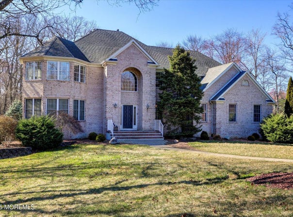 460 Christine Court, Freehold, NJ 07728