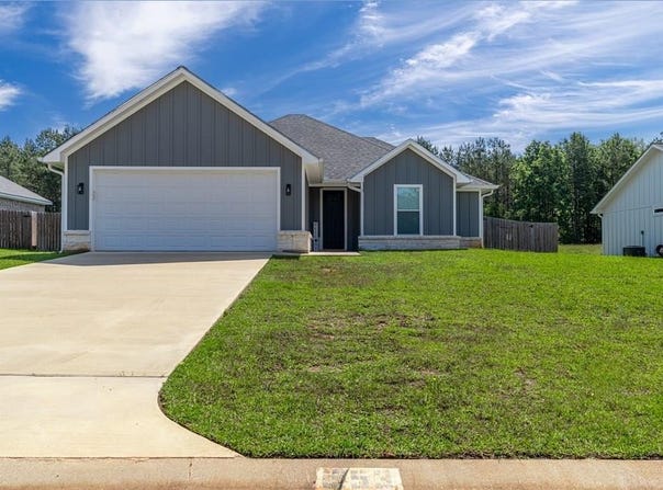 253 Rock Creek, Nacogdoches, TX 75965