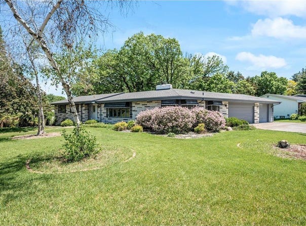 10701 Hopkins Road, Bloomington, MN 55420