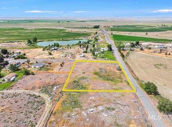 Lots 2 Thru 19 Block 11, Bliss, ID 83314