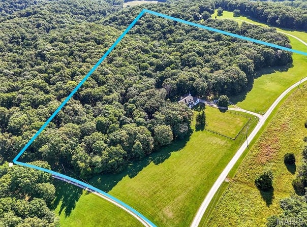 23827 Falcon Ridge Road, Warrenton, MO 63383