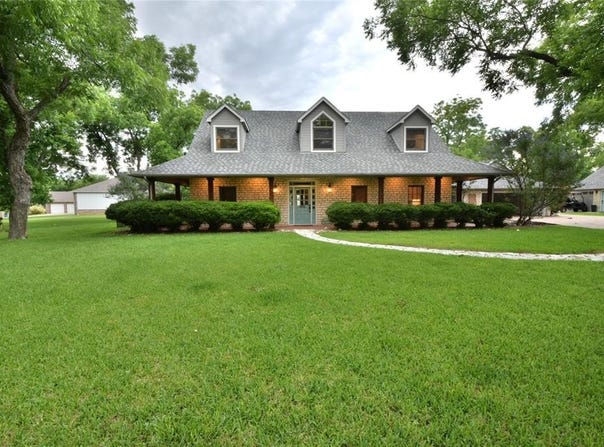 6405 Secretariat Court, Granbury, TX 76049