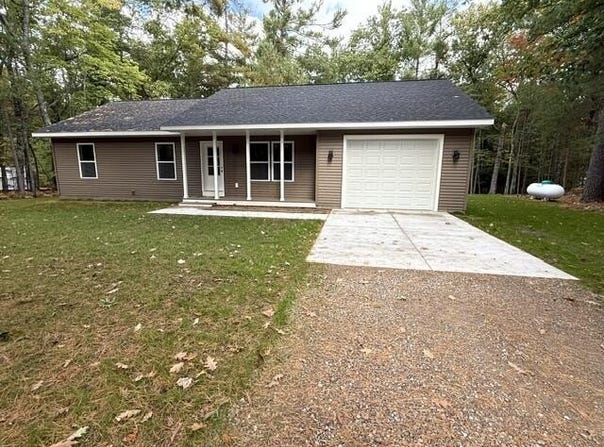 6848 Sequoia Drive, Indian River, MI 49749