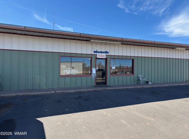 1290 E Cleveland, St. Johns, AZ 85936