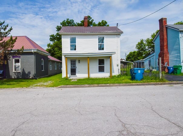 218 Fort St Street, Harrodsburg, KY 40330
