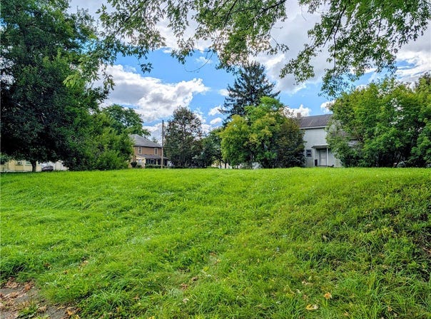 322 E Center Street, Elmira, NY 14901