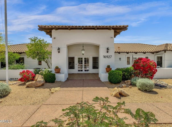 16927 E SAGUARO Boulevard, Fountain Hills, AZ 85268
