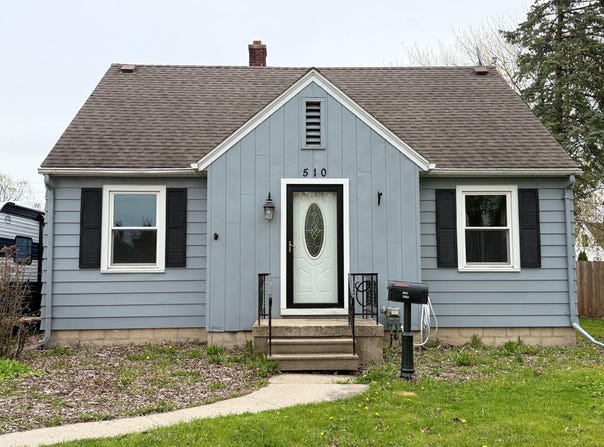 510 WEBB Drive, Bay City, MI 48706