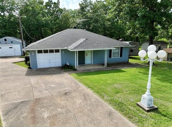 308 Main Street, Eufaula, OK 74432