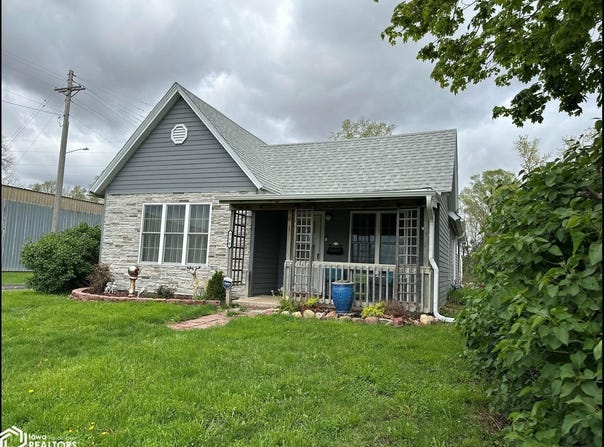 310 W 1st Street, Atlantic, IA 50022