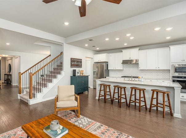 2049 Cartway CT, Leander, TX 78641