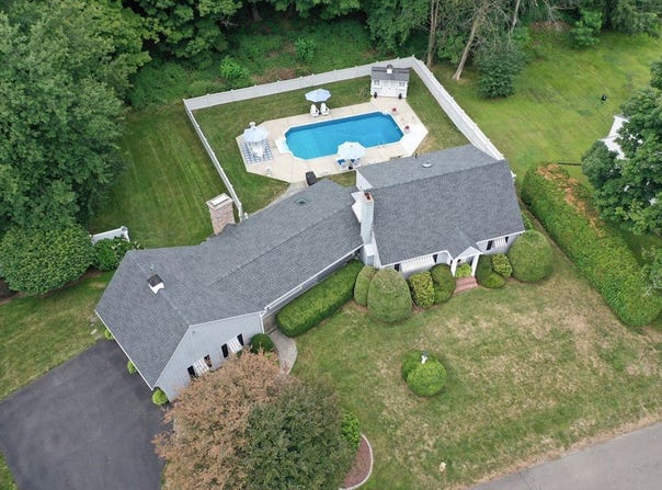 92 Forest Road, Agawam, MA 01001