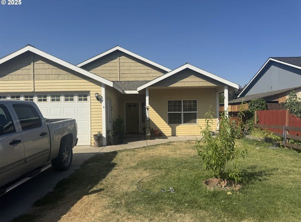 543 ELZORA LOOP, Milton-Freewater, OR 97862